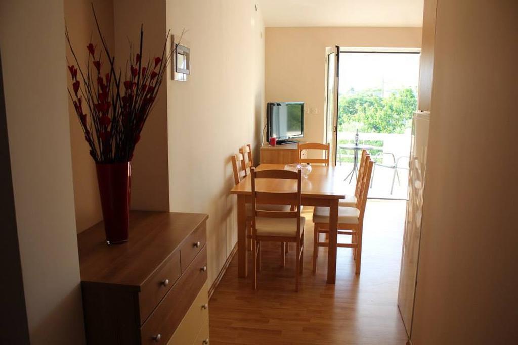 Apartments Mrdelja วรซี ภายนอก รูปภาพ